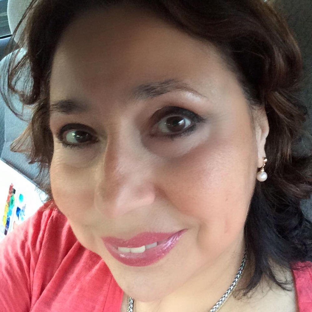 Meet your Posher, Lucía